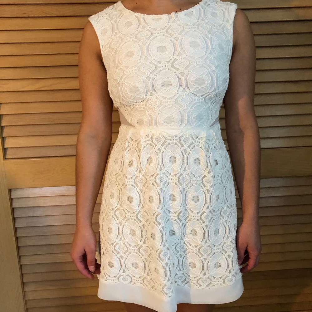 White lace dress - URBAN OUTFITTERS